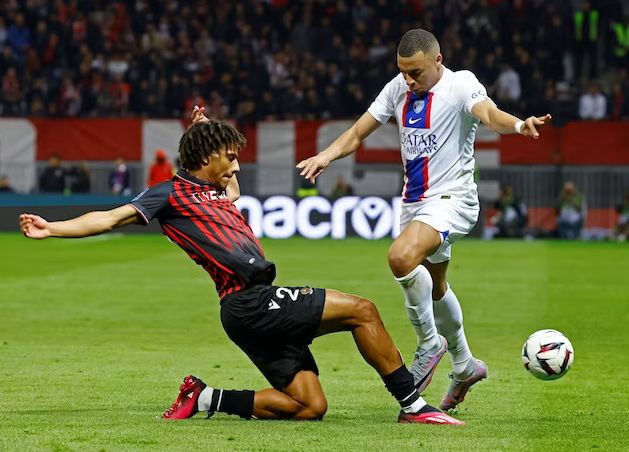 Jean-Clair Todibo signing