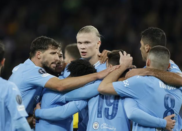 Premier League predictions including Manchester United vs. Manchester City